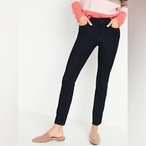 Mid-Rise Pop Icon Skinny Jeans